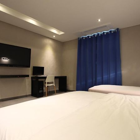 C&B Hotel Ansan Eksteriør bilde