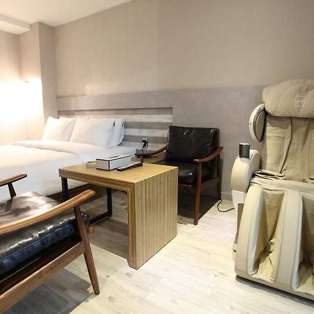 C&B Hotel Ansan Eksteriør bilde