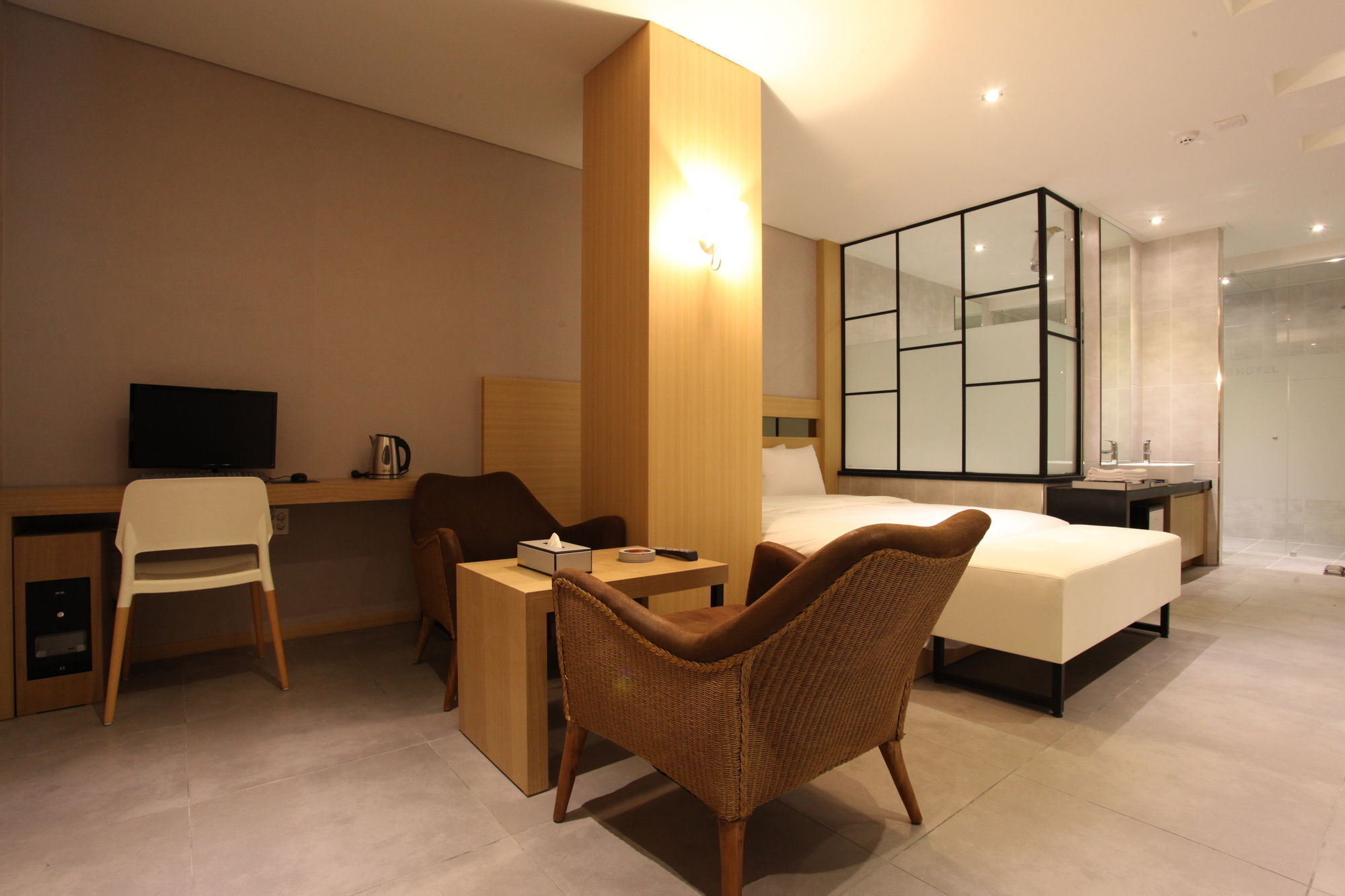 C&B Hotel Ansan Eksteriør bilde